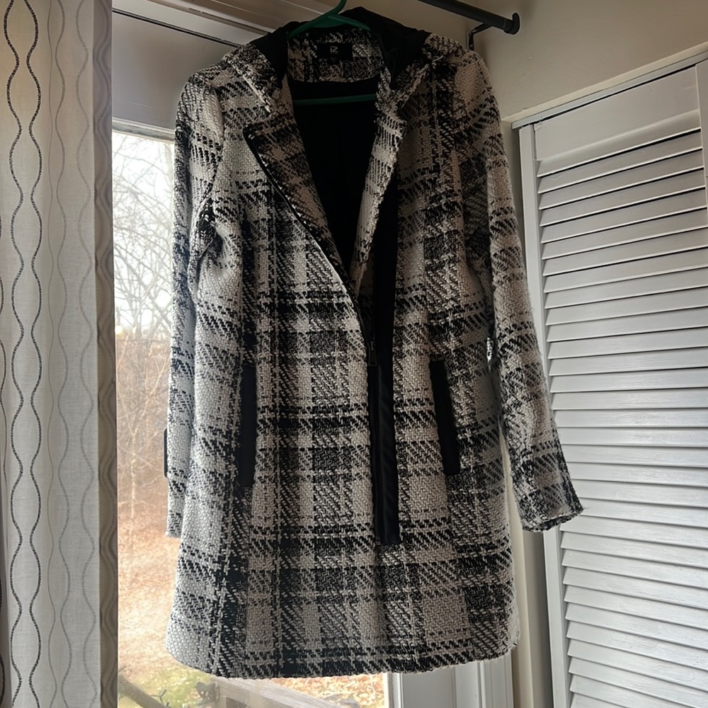 Comfy cute jacket. Worn once.